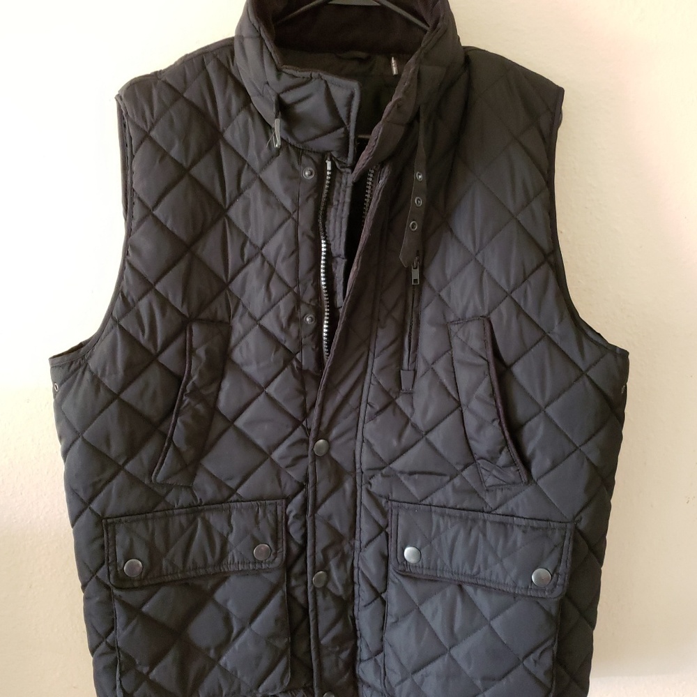 SEAN JOHN puffer vest